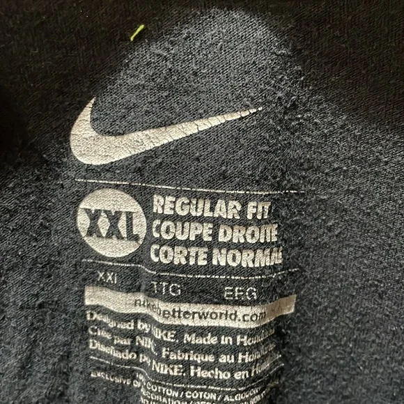 Black Nike logo fade t-shirt - Picture 3 of 3